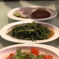 เมนูของร้าน ห้องอาหารมาลัย งามดูพลี