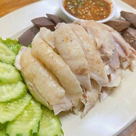 เมนูของร้าน ร้านข้าวมันไก่คุณอุ๊ ร้านข้าวมันไก่คุณอุ๊สาขา 3