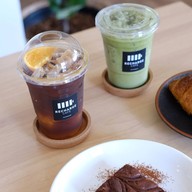 รีชาร์จ คาเฟ่ พิษณุโลก