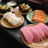 Kamesho 亀正くるくる寿し調理部