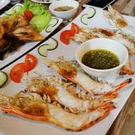 เมนูของร้าน บ่อตกกุ้ง เบญจวรรณเชียงใหม่