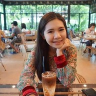 เมนูของร้าน The H Cafe by Khaniece