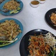 หนิงผัดไทย