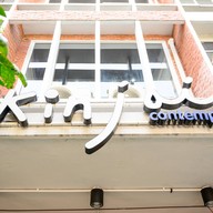 บรรยากาศ Kinjai Contemporary