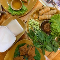 เรือนกล้วยไม้:อาณาจักรอาเวียดนามแห่งเมืองสุพรรณ สุพรรณบุรี