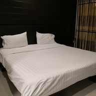 โรมแรมบ้านดาหลา
