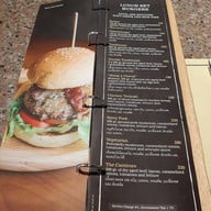 Arno’s Silom Serene Hotel โรงแรมสีลมศิรินทร์