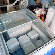 บรรยากาศ ป้าแจว ไอศกรีมเสวย