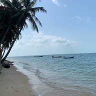 บรรยากาศ หาดบางปอ