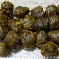 เมนูของร้าน ร้านแม่ติ๋ว ปลาแนม-ไส้กรอก ตลาด บอง มาร์เช่