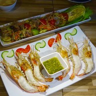 เมนูของร้าน บ่อตกกุ้ง เบญจวรรณเชียงใหม่
