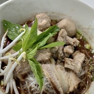 เมนูของร้าน ก๋วยเตี๋ยวเรือเจ๊แดง ประชาอุทิศ79