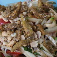 กินเข่าเด้ออาหารตามสั่ง