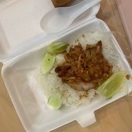 เมนูของร้าน ข้าวหมูทอด อ้วนจัง ณ 48 (เจ้าแรกย่านสุทธิสาร)