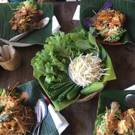 ผัดไทอิงธารา