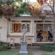 Eat Sleep Cafe & Bed