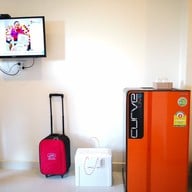 นิวธาราเพลส