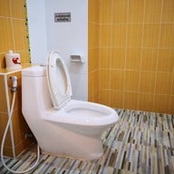 นิวธาราเพลส