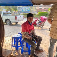 บิ๊กแอ๊ดโภชนา หน้าโรงพยาบาลสุราษฎร์ธานี