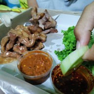 เมนูของร้าน ติดลม หมูทอดปลาร้า รังสิต