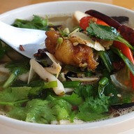 ร้านอาหารไทยเครื่องแกง