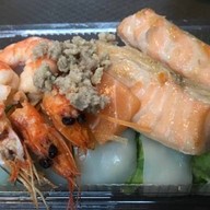 🏡 Eightyfive house 🥥👩🏻🍳 สุขสวัสดิ์