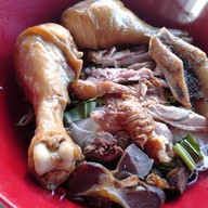 เมนูของร้าน ก๋วยเตี๋ยวไก่ตุ๋น กฤตยา  เดอะ สตรีท รัชดา โซน Take Home