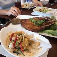 ครัวคุณเอ๋ เขาใหญ่