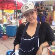 หัวหมูพะโล้ยายศรี - ตลาดแม่สะไบทอง