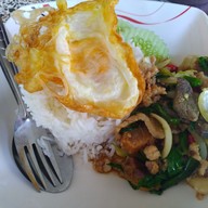 ก๋วยเตี๋ยวป้าเหมีย