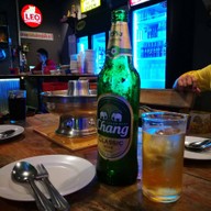 ทองบวก ก๋วยเตี๋ยวหมูซุปโบราณ-ส้มตำ-อาหารจานเดียว