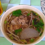 ก๋วยเตี๋ยวป้าเหมีย