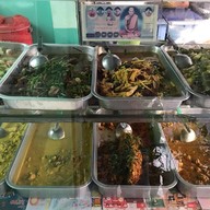ร้านข้าวแกงปักษ์ใต้ครัวฅนคอน. ลาดพร้าว35