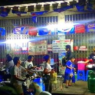 ราดหน้าดินแดงเจ้าอร่อย@หลังแฟลต5 ปากซ.ประชาสันติ ดินแดง