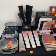 กำแพงแก้ว บาย เชฟตูตู