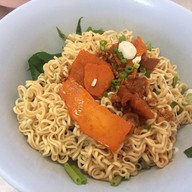 ก๋วยเตี๋ยวยกล้อ