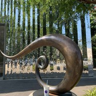 กำแพงแก้ว บาย เชฟตูตู