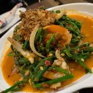 ก๋วยเตี๋ยวเนื้อตุ๋นเจริญพาณิช สาขา 3