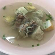 ก๋วยเตี๋ยวยกล้อ