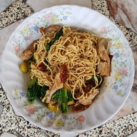 เมนูของร้าน เป็ดย่างน้ำผึ้งเจ้าเก่าบางรัก ตรงข้ามซอยวัดตะกล่ำ