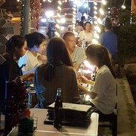 hilarious bistro & bar bangkok สาขา4 คลองหลวง