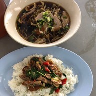 เมนูของร้าน ชิง ชิง เป็ดย่าง