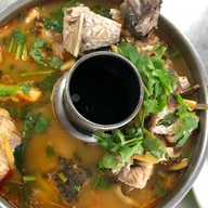 สวนอาหารนำโชค