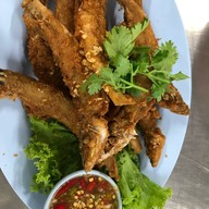 สวนอาหารนำโชค