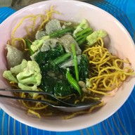 เมนูของร้าน ลุงพันธ์ - ป้านงค์ อาหารตามสั่ง ก๋วยเตี๋ยว กาดวรุณ