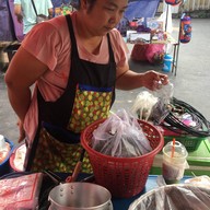 แกงคั่วหอยขม (ตลาดนัดวังหิน41)