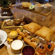 The Lobby Lounge   Bangkok Marriott Hotel The Surawongse