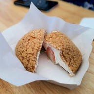 เมนูของร้าน คอร์นนิลี่