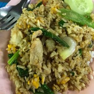 เมนูของร้าน ลุงพันธ์ - ป้านงค์ อาหารตามสั่ง ก๋วยเตี๋ยว กาดวรุณ