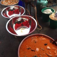 แกงคั่วหอยขม (ตลาดนัดวังหิน41)